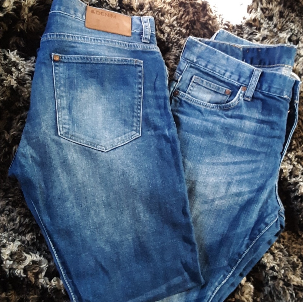 Jeans - Picture 3 of 4